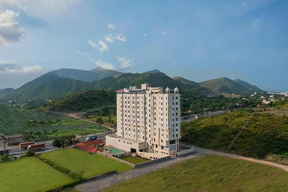 Hotel Pandora Grand, Udaipur- Nestled In Nature Wrapped In Luxury ภายนอก รูปภาพ